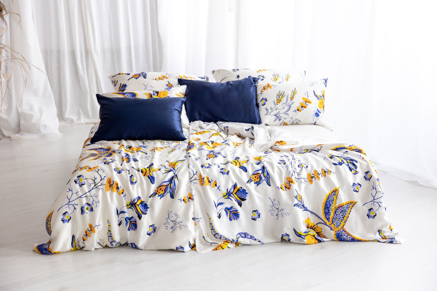 Hodvábna obliečka na vankúš BLOOM LUXURY - Image 5